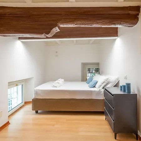 Apartment Trastevere San Calisto 3 Bdr *