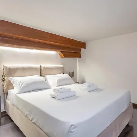 Trastevere San Calisto 3 Bdr * Rome