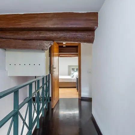 Trastevere San Calisto 3 Bdr Rome
