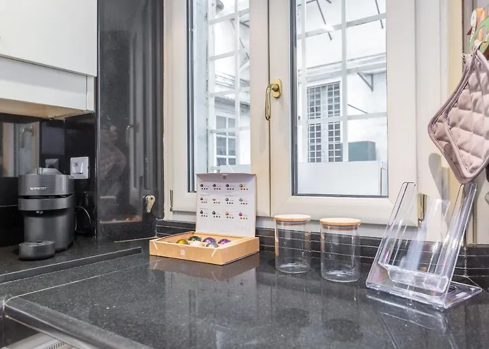 Trastevere San Calisto 3 Bdr Apartamento