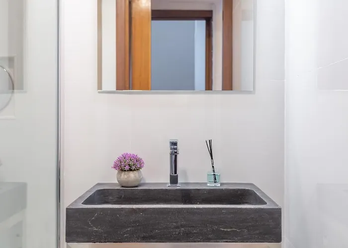 Trastevere San Calisto 3 Bdr Apartamento *