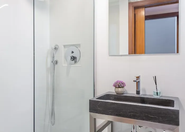 Trastevere San Calisto 3 Bdr *